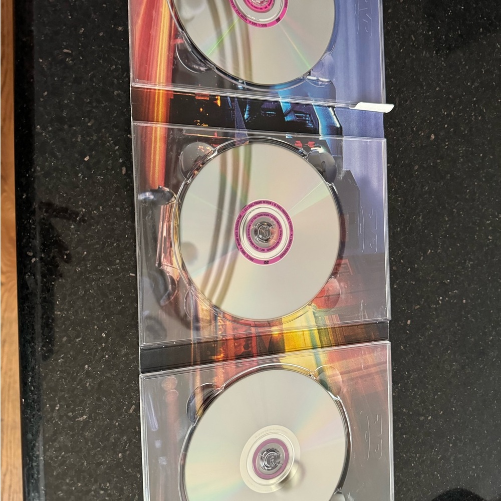 DVD - Picture 3 of 3